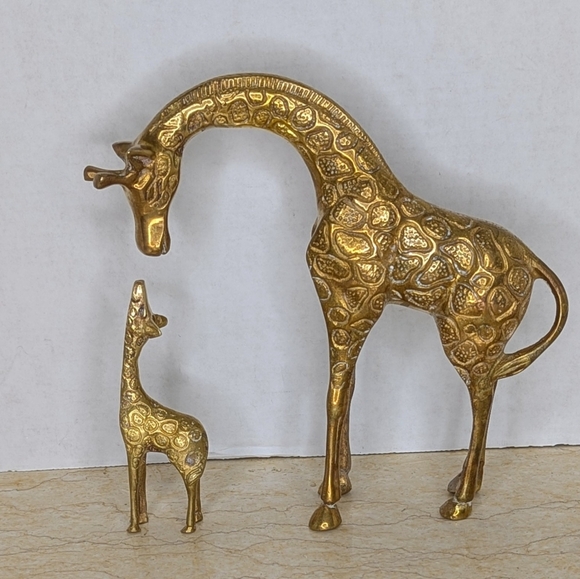 Vintage Other - Vintage Brass MCM Giraffe Pair Mother & Baby Kissing Sculpture Solid Figurines